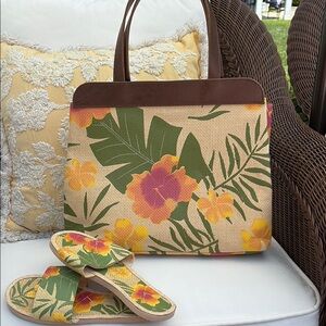 Cappella Woven Tote & Sandal